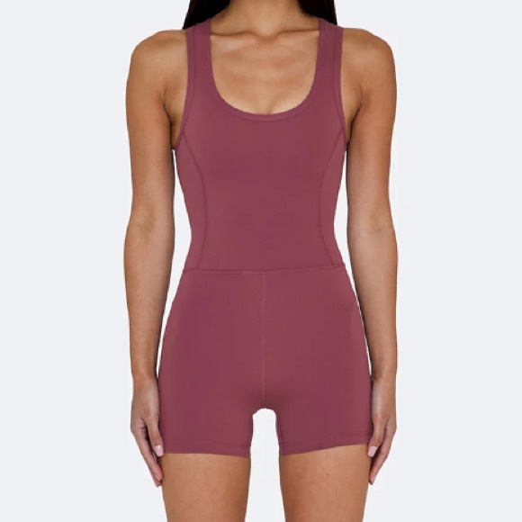 SET Active Pants & Jumpsuits Set Active Sportbody Shortysuit